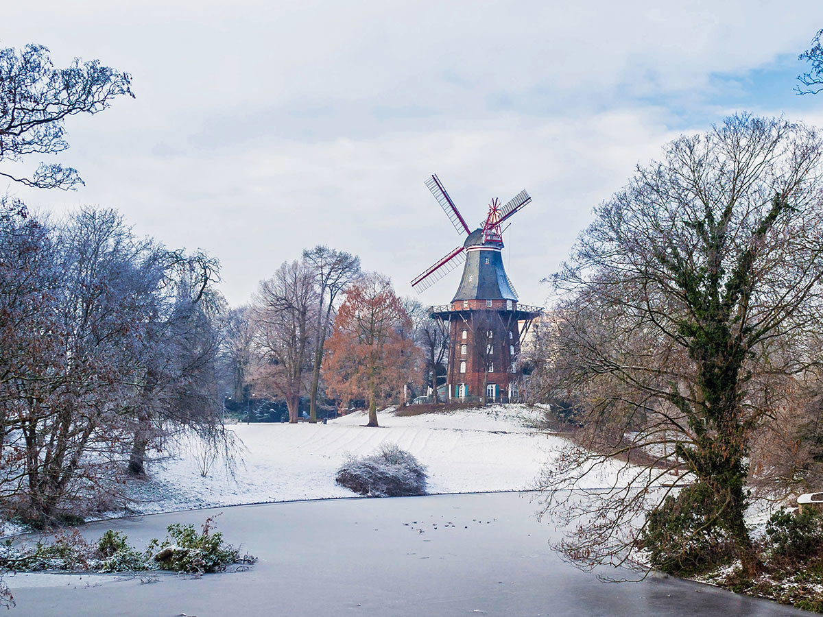 hansestadt-bremen-mit-meisterwerken-in-der-kunsthalle-bremen-und-ausfluegen-nach-bremerhaven-bremen-im-winter-473563643.jpg