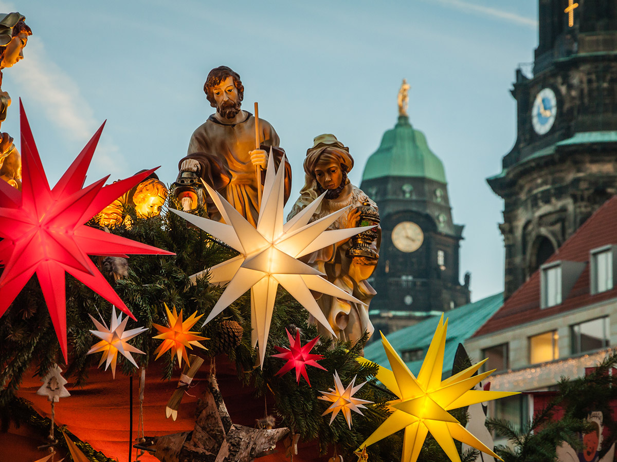 dresden-weinachten-und-silvester-weihnachtsmarkt-131325997.jpg