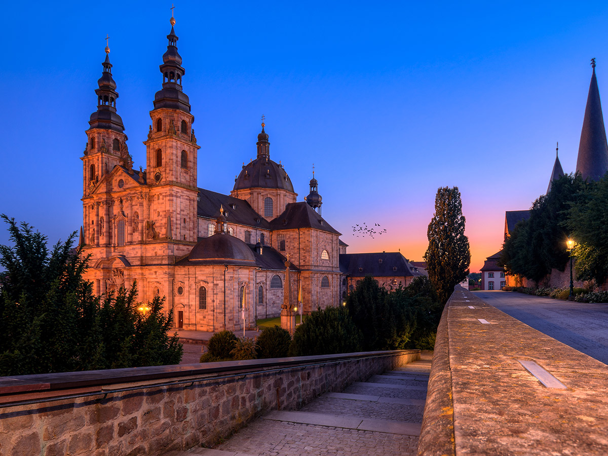 fulda-weihnachtsglanz-und-barocke-pracht-fuldaer-dom-214387194.jpg