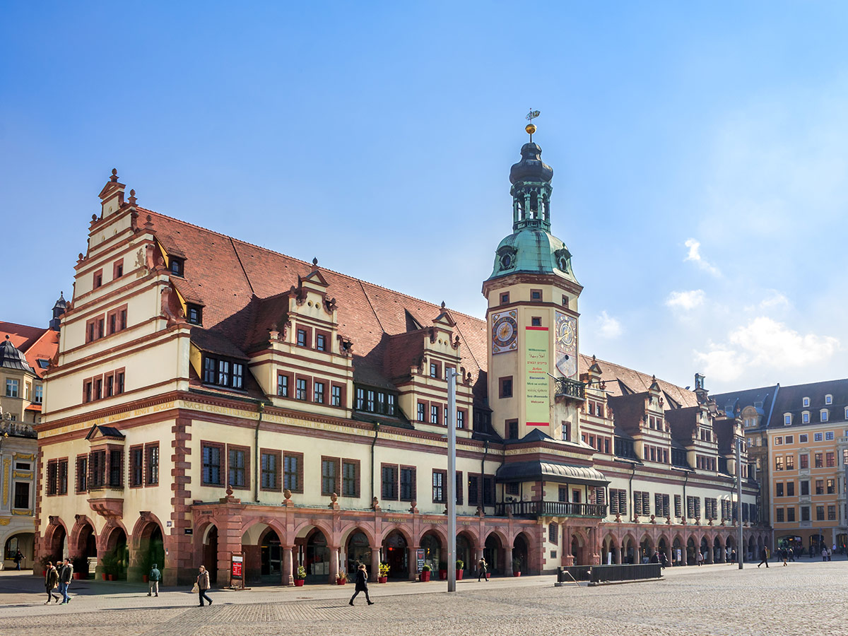 leipzig-die-9-sinfonie-markt-108164297.jpg