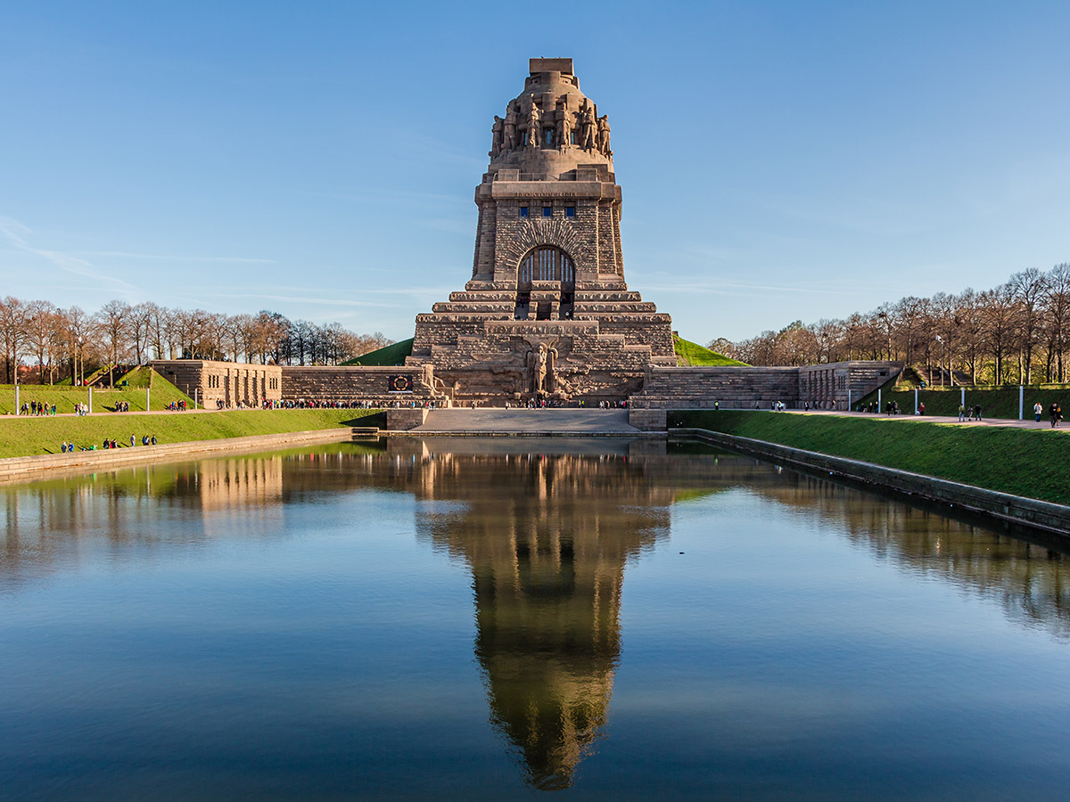 leipzig-die-9-sinfonie-voelkerschlachtdenkmal-58109130.jpg