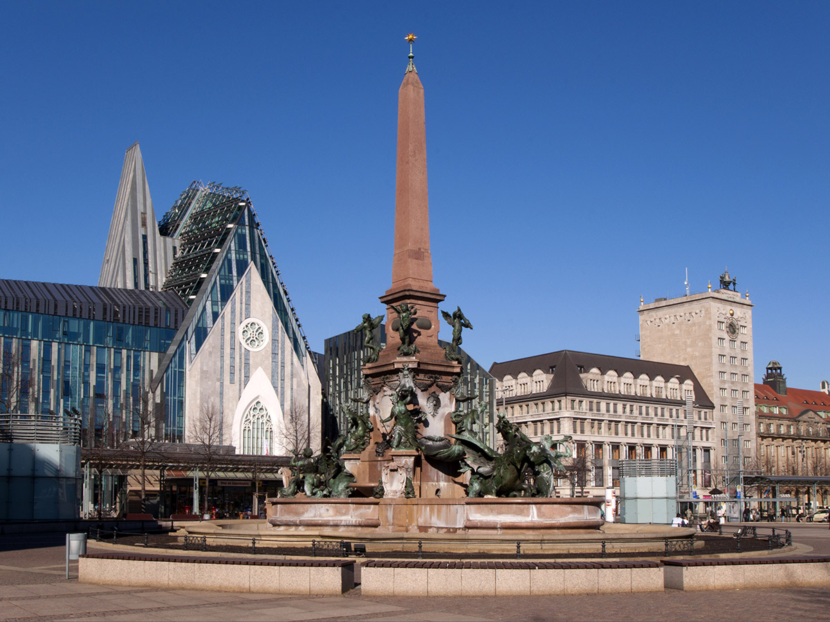 leipzig-die-orgelstunde-zum-osterfest-augustusplatz-unikirche-universitaetsgebaeude-50109367.jpg