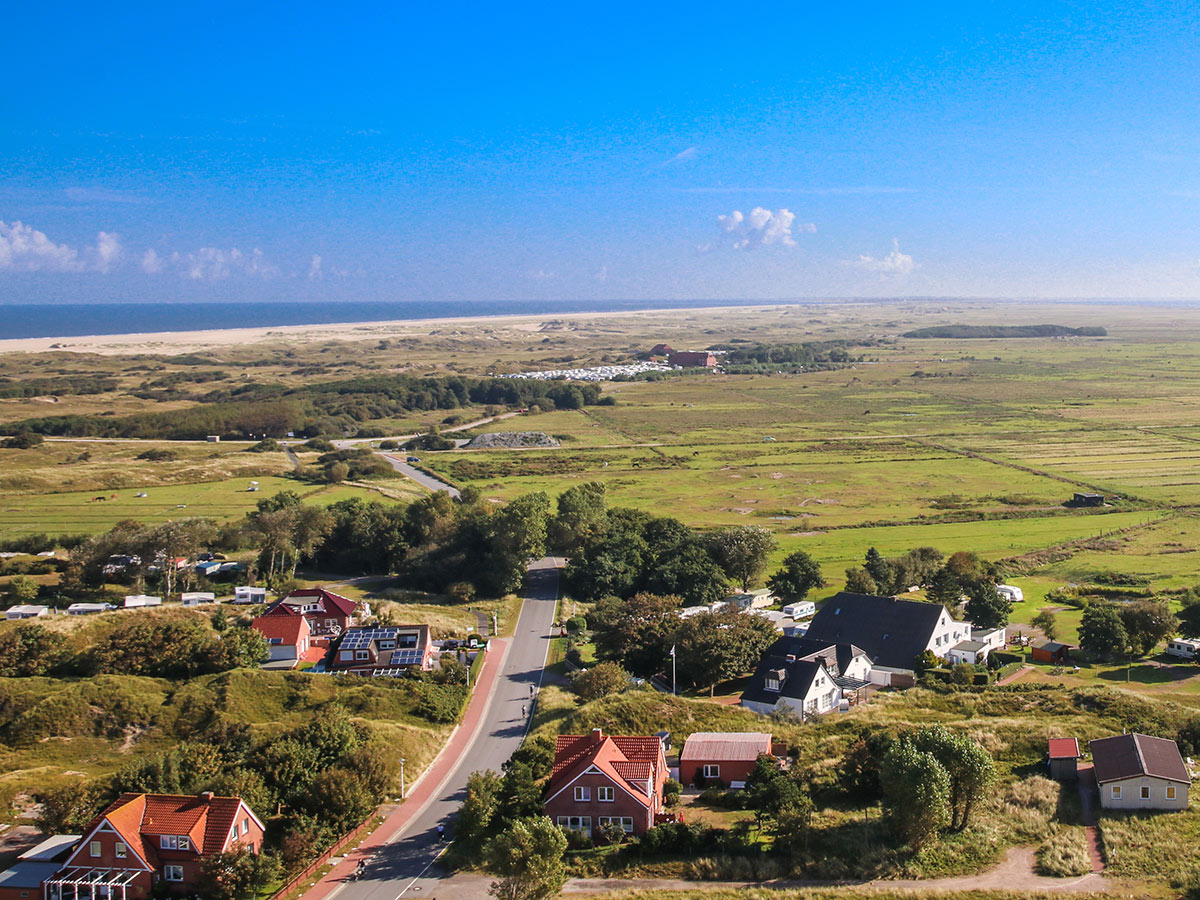 norden-norddeich-faszinierende-naturerlebnisse-leuchtturmblick-norderney-123365911.jpg