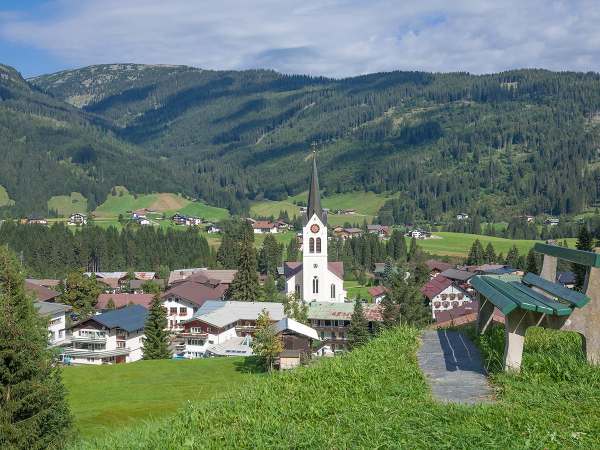 oberstdorf-das-allgaeu-von-seiner-schoensten-seite-kleinwalsertal-55331011.jpg