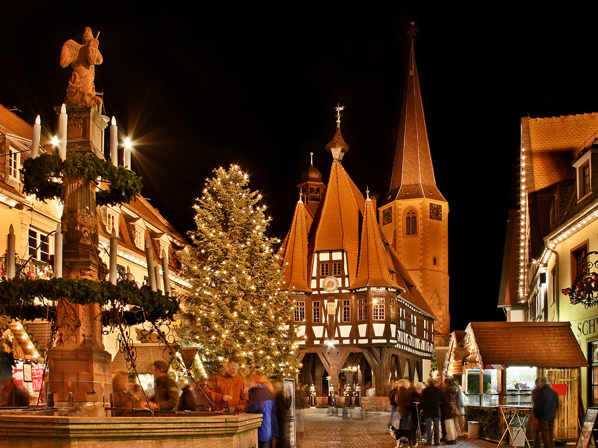 advent-im-odenwald-weihnachtsmarkt-in-michelstadt-14681361.jpg