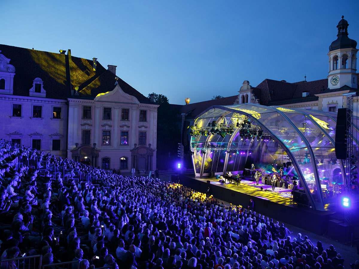 regensburg-operngala-mit-startenor-jonas-kaufmann-schlossfestspiele-von-thurn-und-taxis-regensburg-schlossfestspiele-42782-clemens-mayer-.jpg