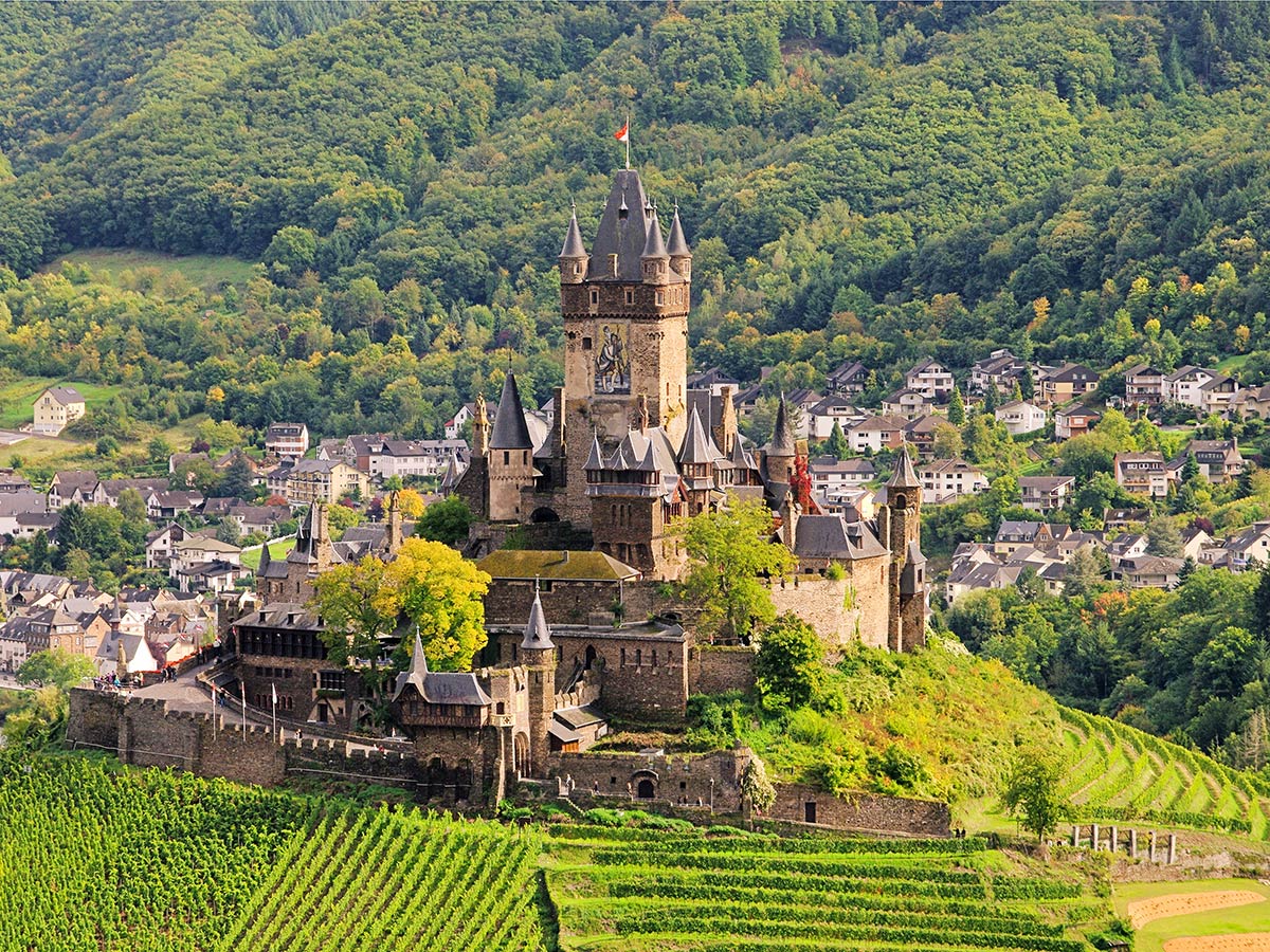 treis-karden-genussreiche-weinreise-an-die-mosel-cochem-reichsburg-31241958.jpg