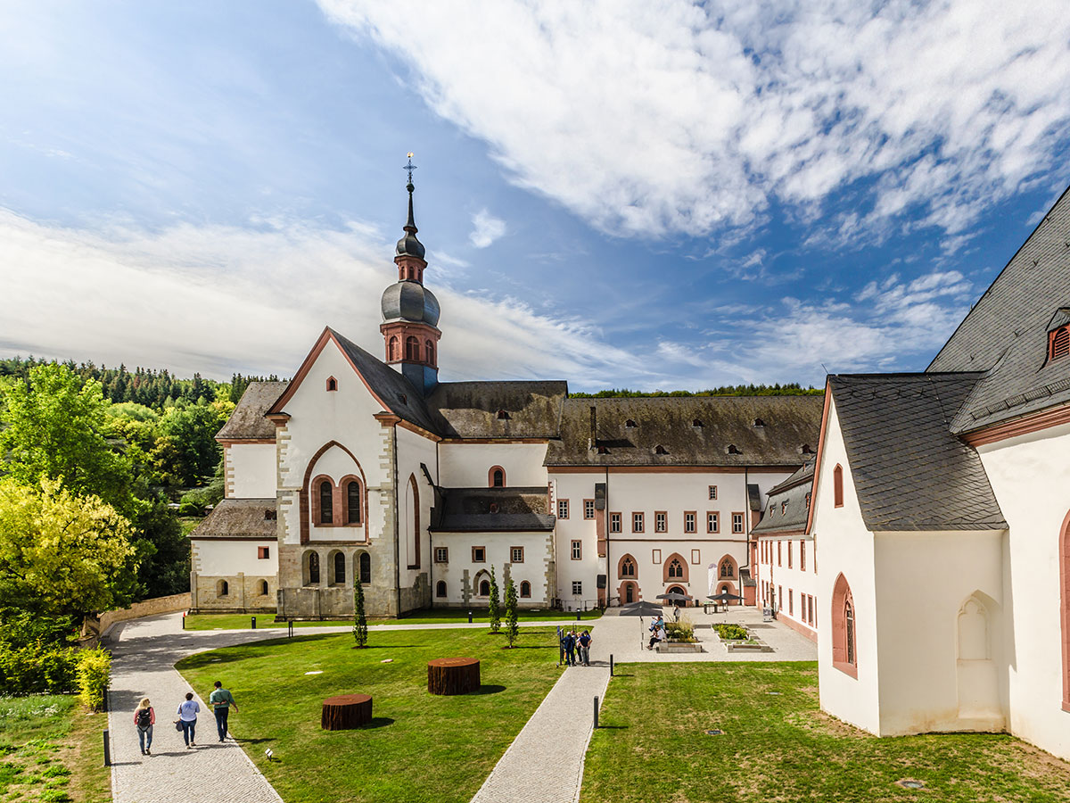 wiesbaden-rheingau-musik-festival-kloster-eberbach-222364532.jpg