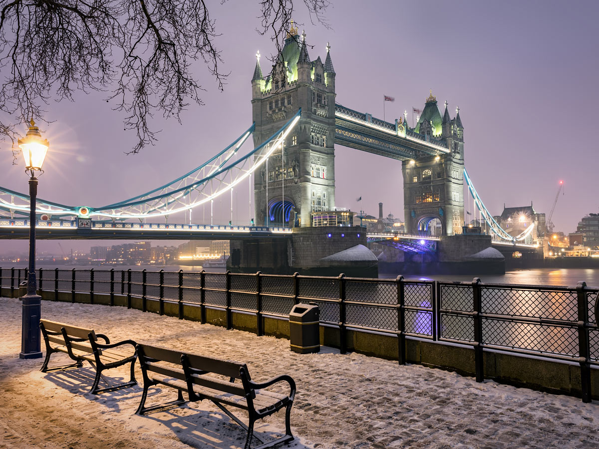 london-winter-wonderland-in-der-weltmetropole-mit-besuch-von-windsor-castle-tower-bridge-zur-weihnachtszeit-196071255.jpg