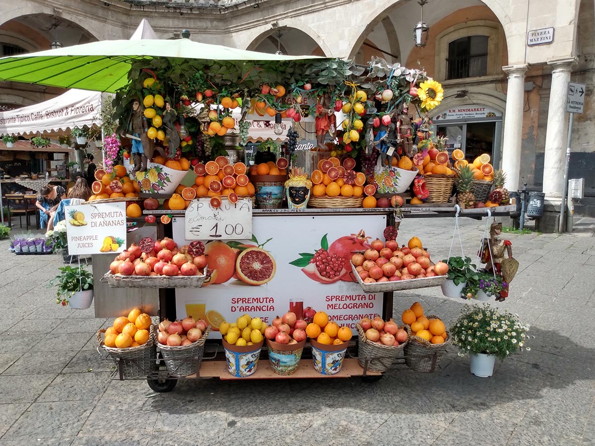 sizilien-eine-insel-die-jeder-haben-wollte-obststand-img_20220428_103356862_hdr.jpg