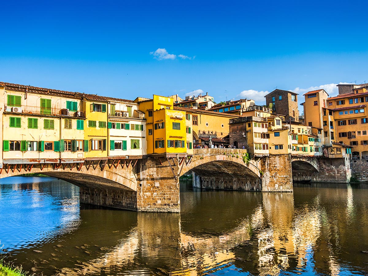 toskana-und-elba-einzigartige-kunstschaetze-ponte-vecchio-in-florence-60428571.jpg