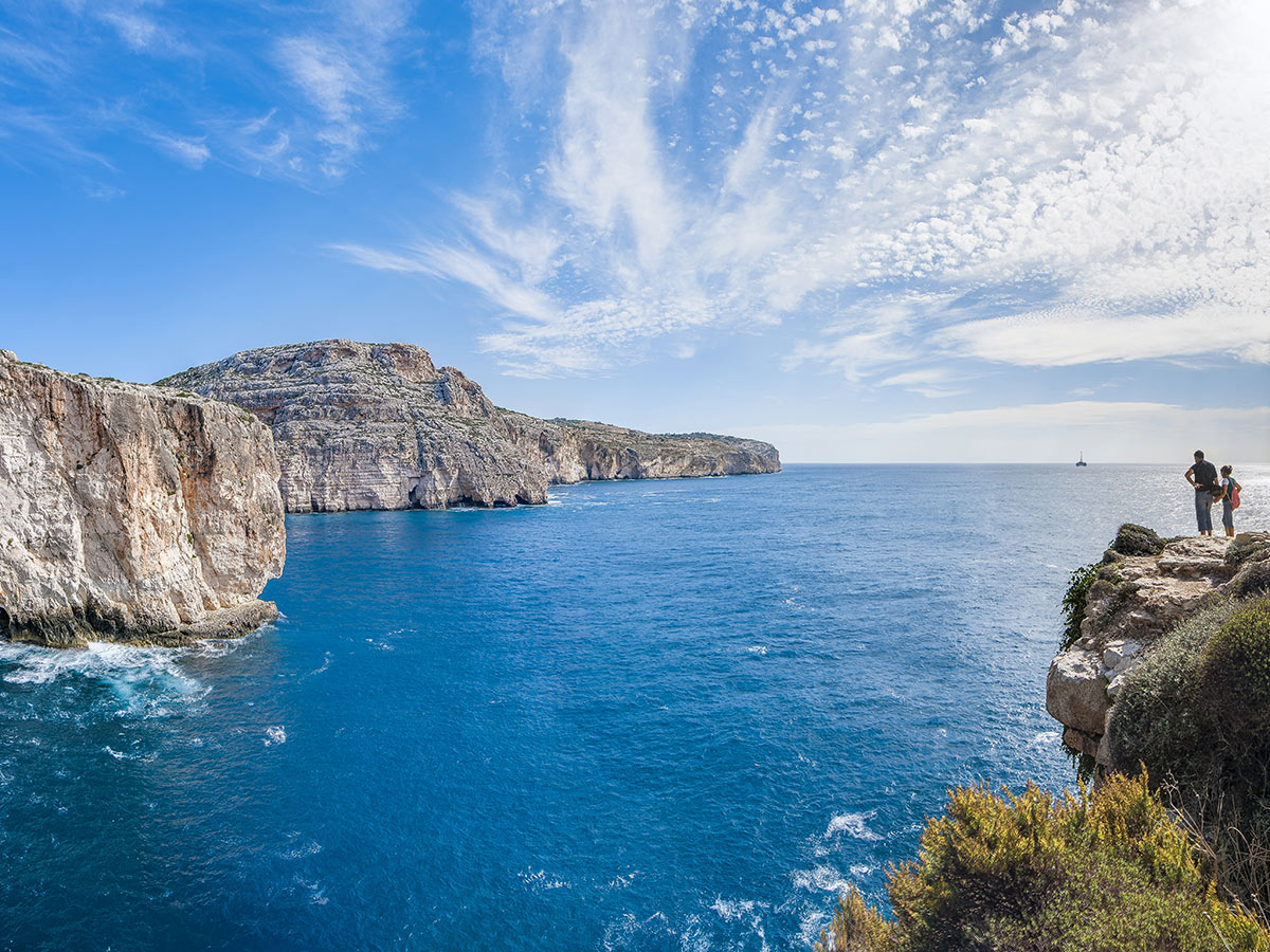 malta-kleinod-im-mittelmeer-dingli-klippen-in-malta-93613746.jpg