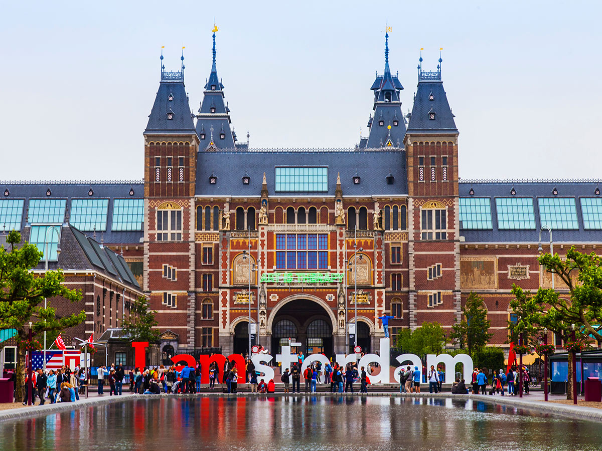 amsterdam-h-art-museum-rembrandthaus-rijksmuseum-und-van-gogh-museum-staatsmuseum-68761129.jpg