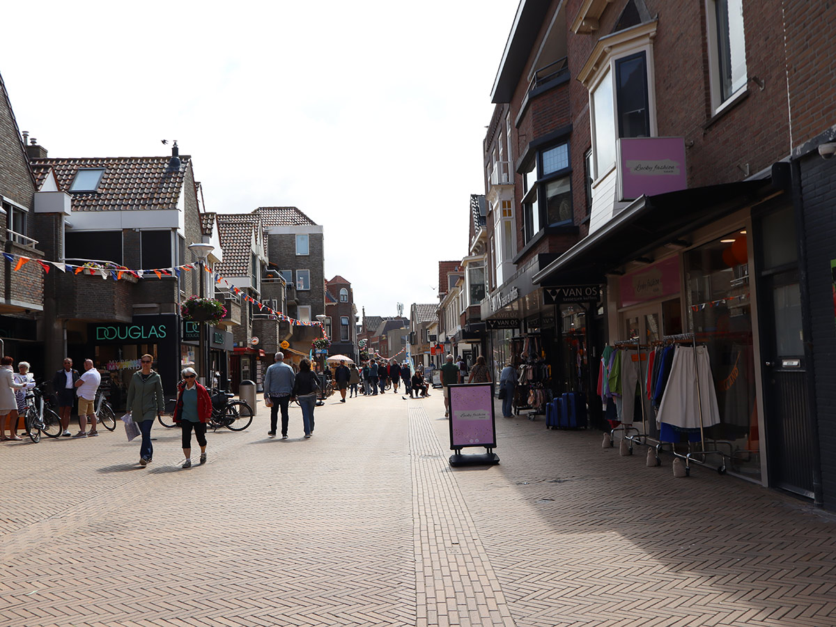 katwijk-aan-zee-an-hollands-schoener-kueste-mit-besuch-von-kinderdijk-den-haag-und-rotterdam-fussgaengerzone-img-0580.jpg