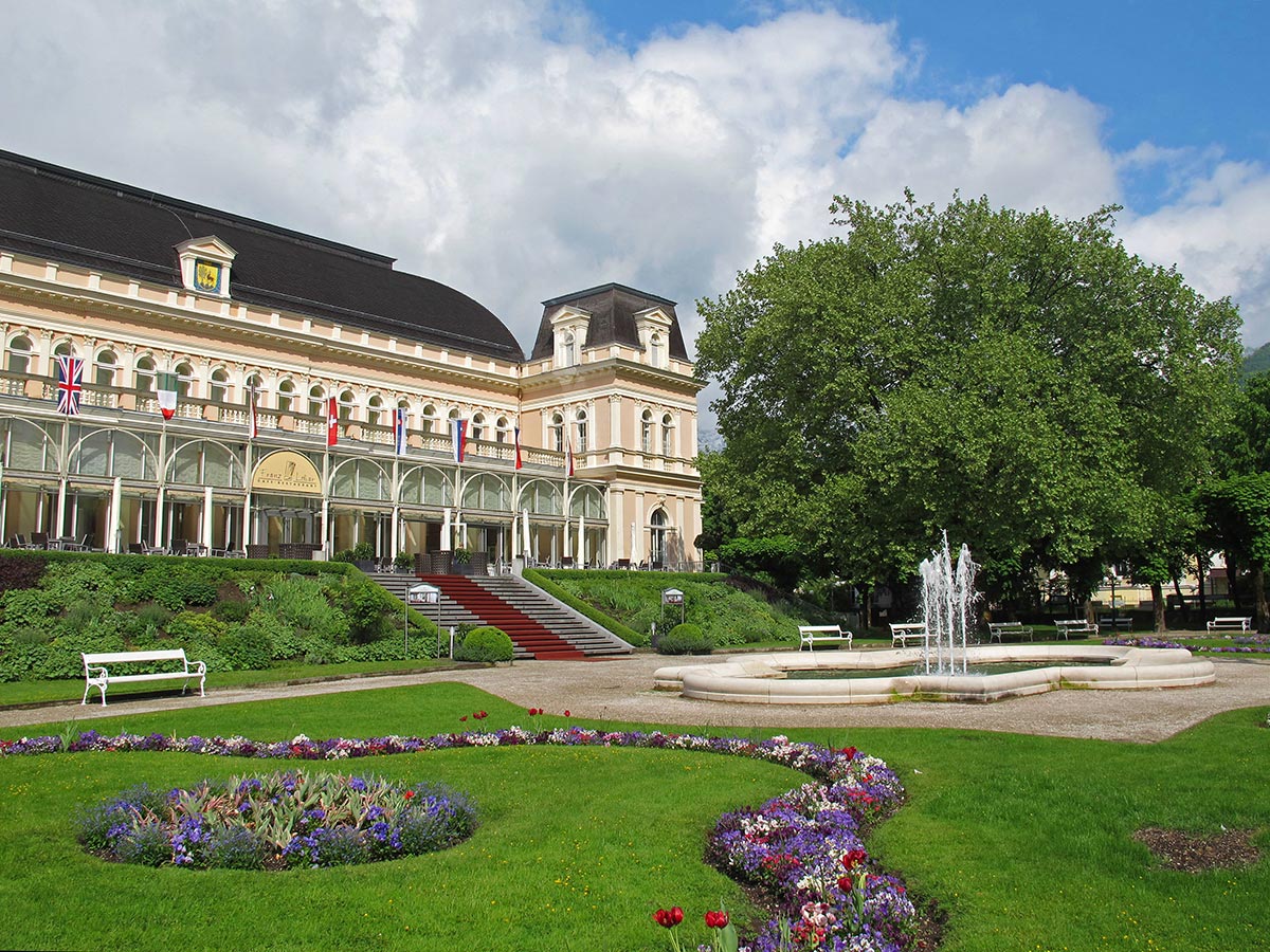 abtenau-fruehling-im-salzburger-land-bad-ischl-kurort-salzkammergut-42204028.jpg