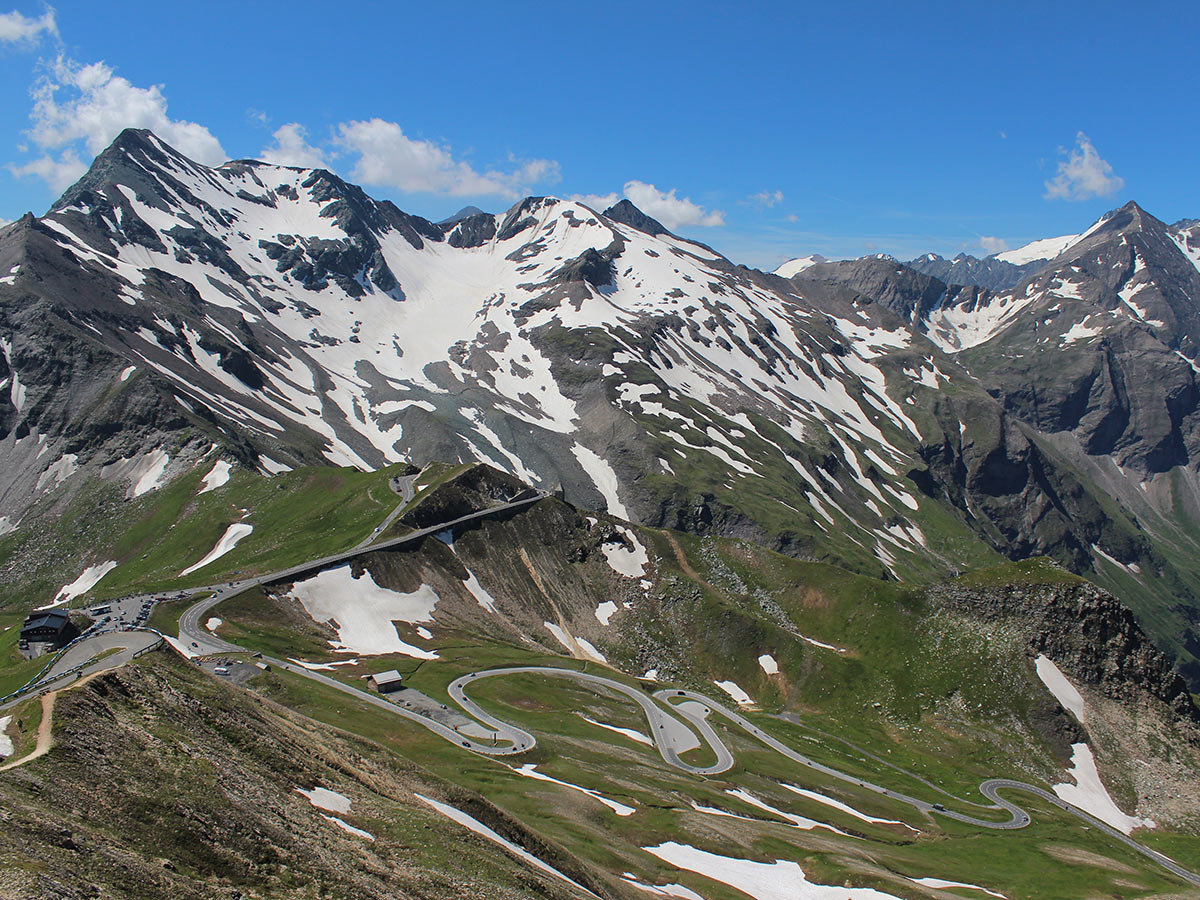 going-am-wilden-kaiser-tiroler-gastlichkeit-in-der-heimat-des-bergdoktors-grossglockner-138918091.jpg