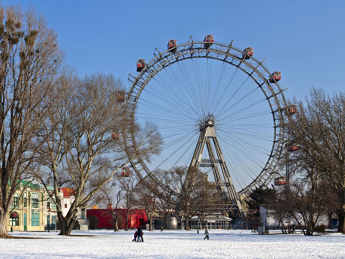 salzburg-wien-weihnachtsmarkt-39665908.jpg